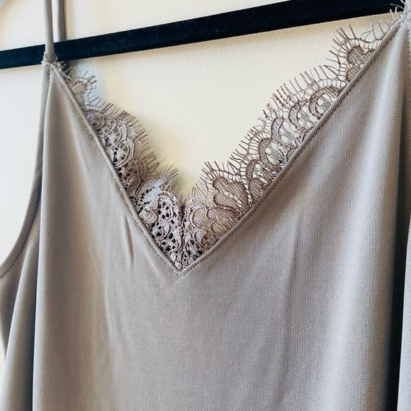 H&M Lace-trimmed Camisole Top Women's Grey Size Small NEW - Picture 2 of 9